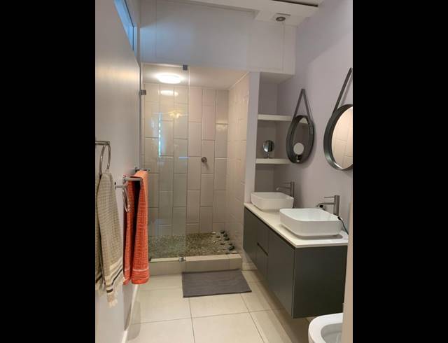 1 BEDROOM APARTMENT TO LET IN CAPE TOWN CITY CENTRE